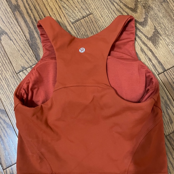 Lululemon Invigorate Training Top - Picture 3 of 3